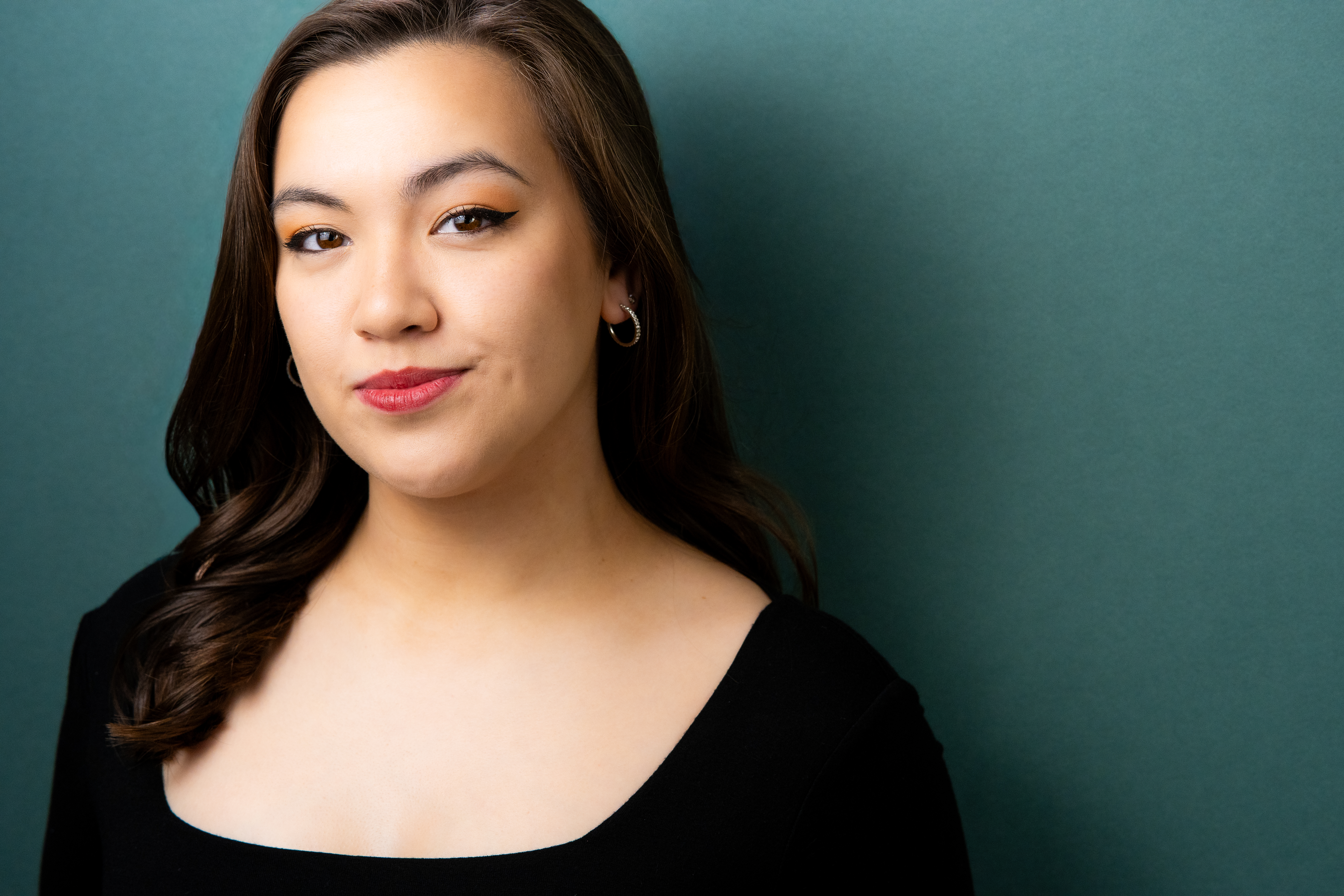 Teah Mirabelli headshot 1