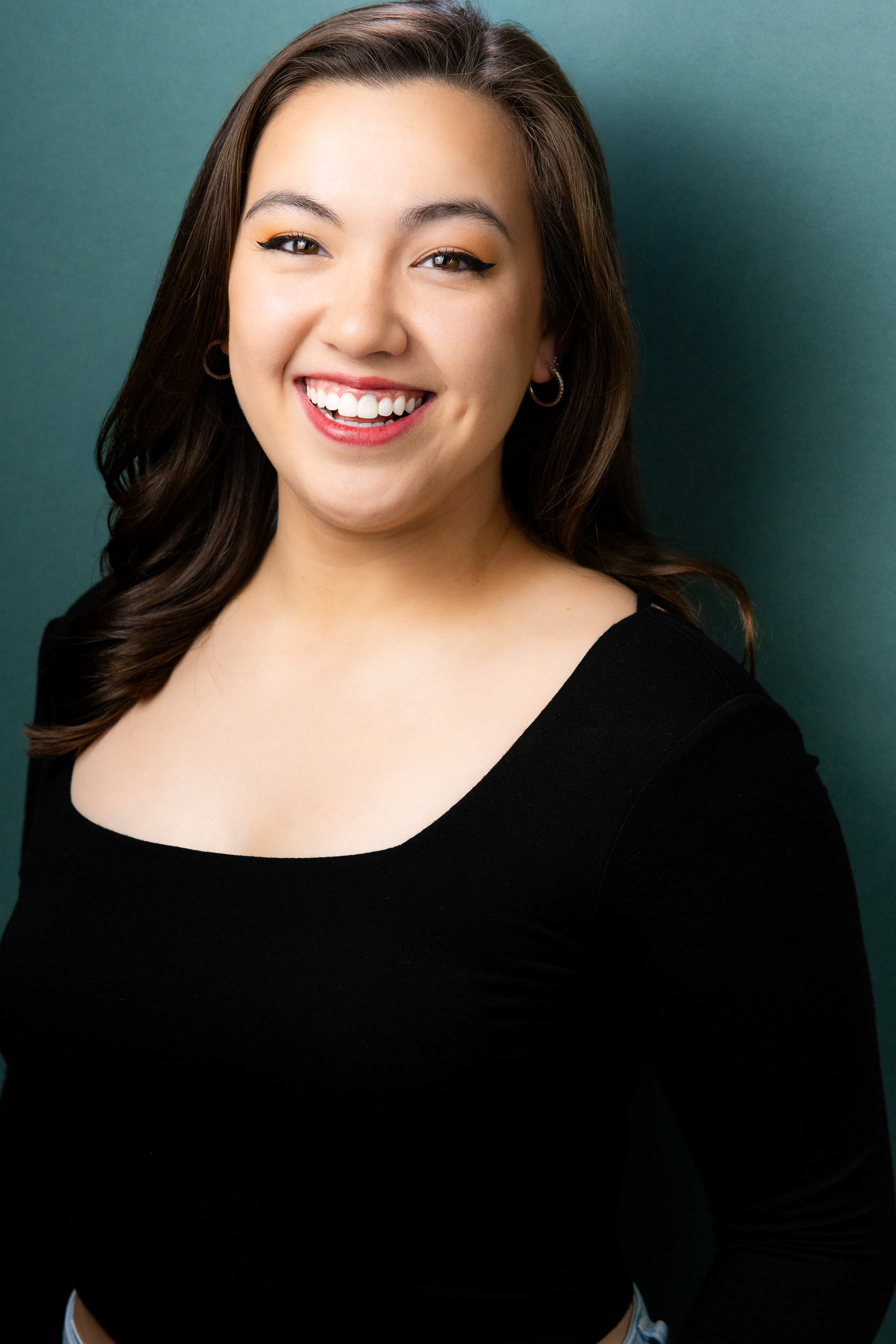 Teah Mirabelli headshot 6