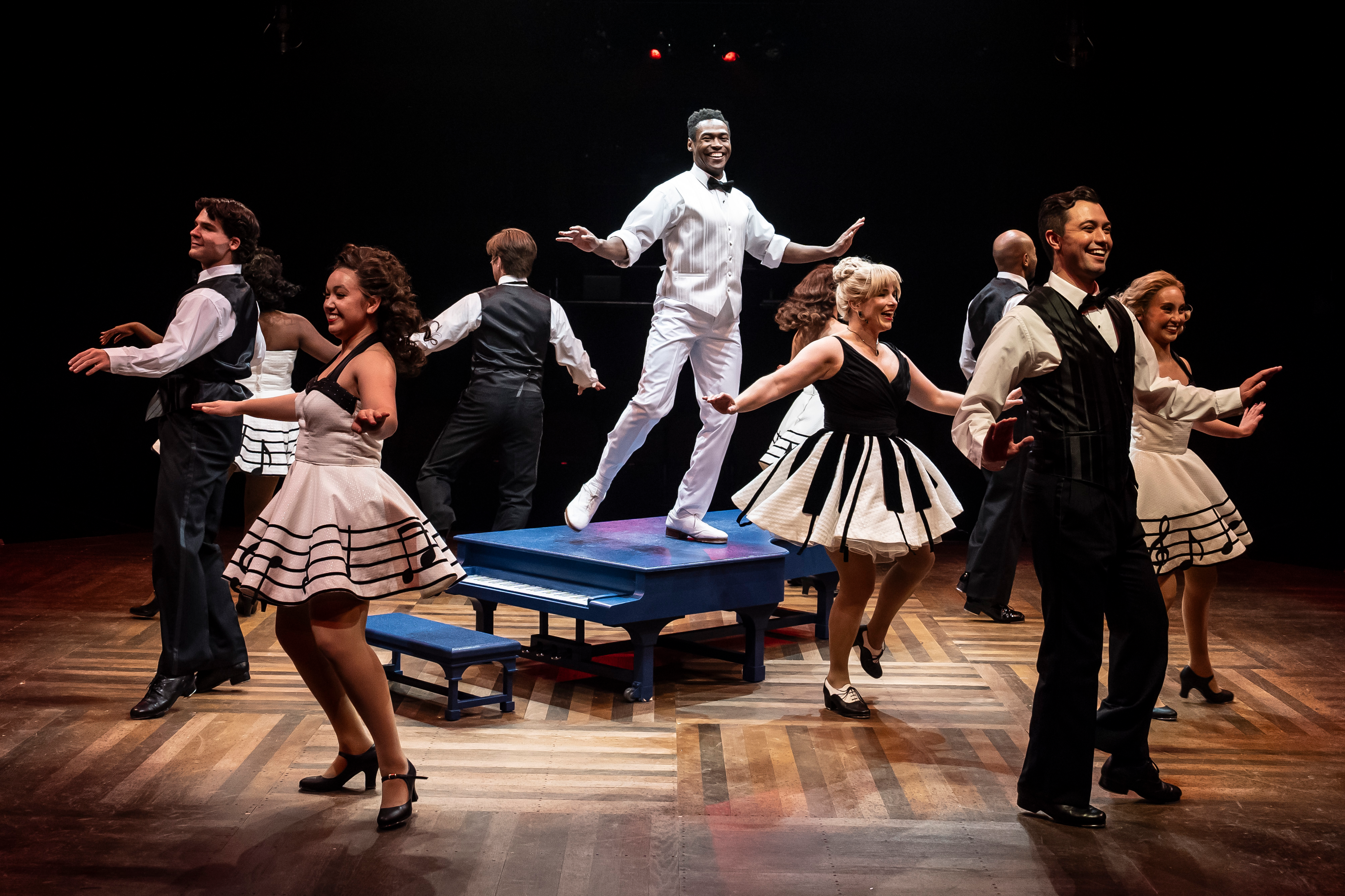 White Christmas production photo